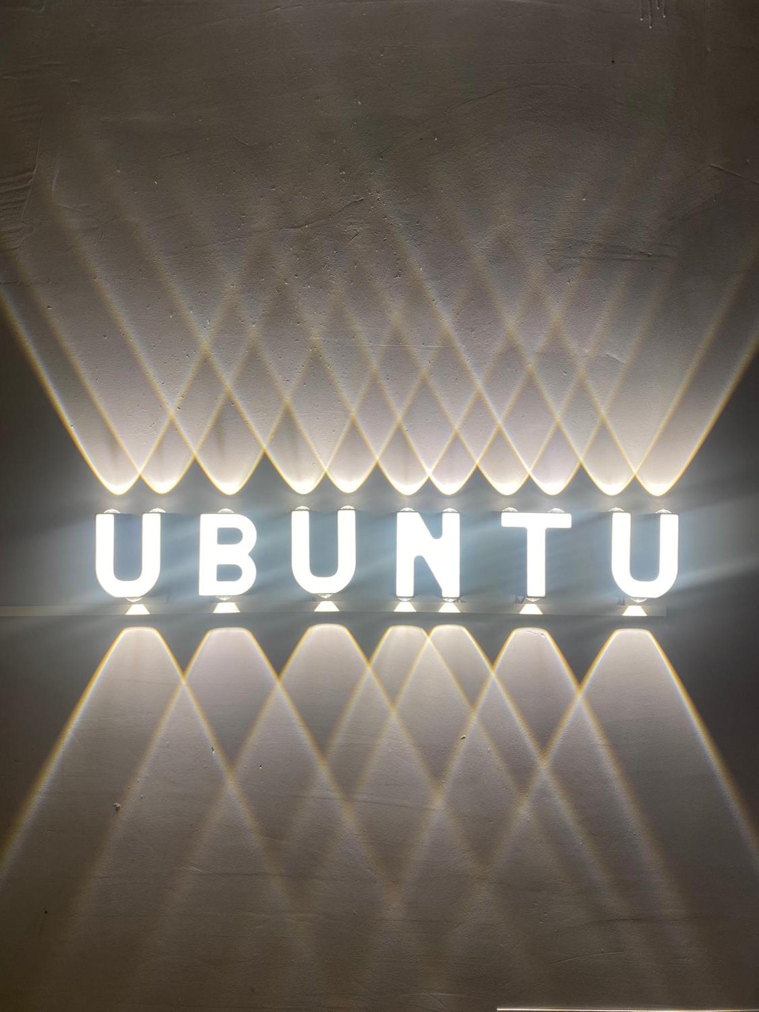 Ubuntu Homestay & Tours ฮานอย ภายนอก รูปภาพ