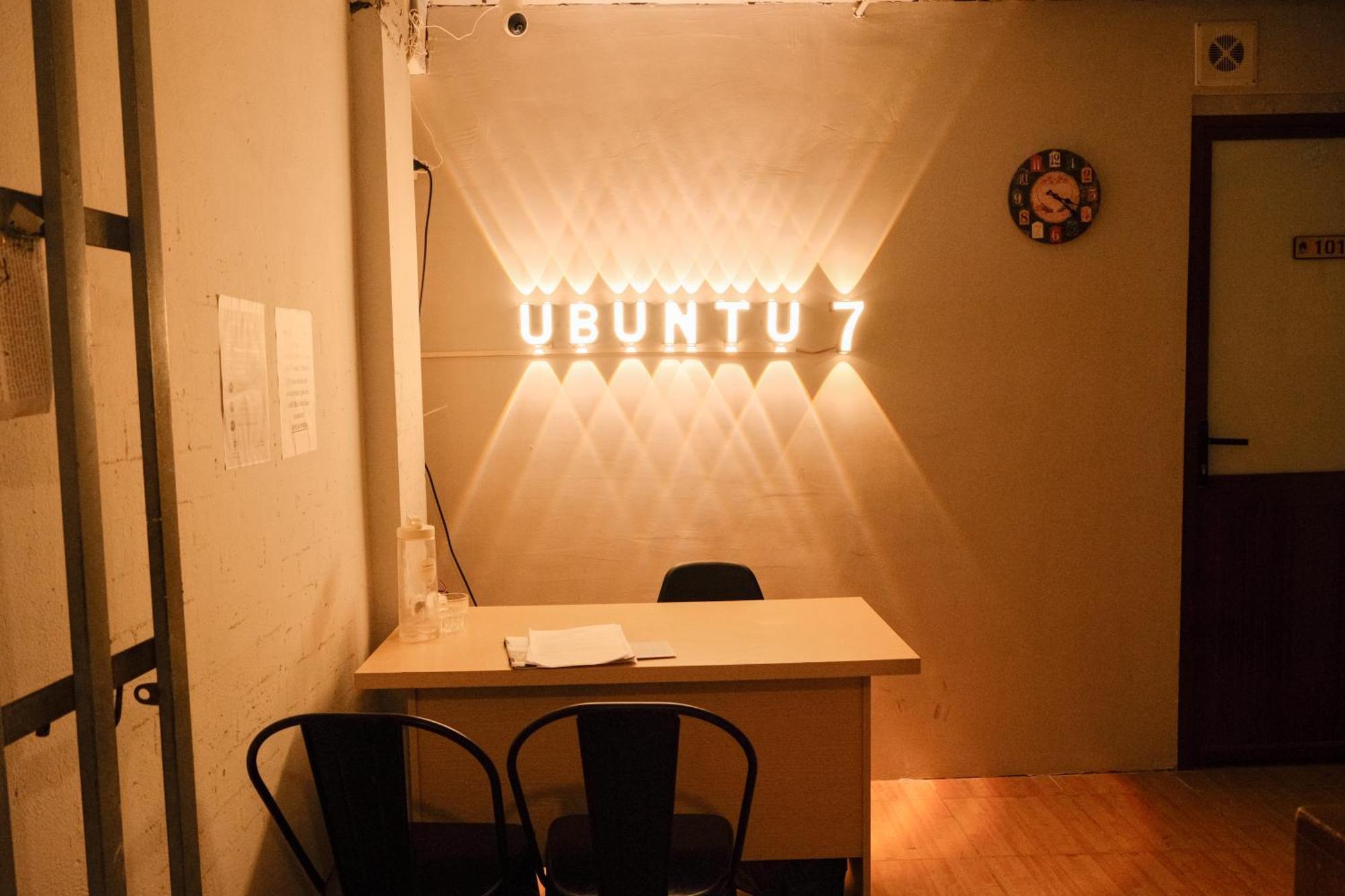 Ubuntu Homestay & Tours ฮานอย ภายนอก รูปภาพ