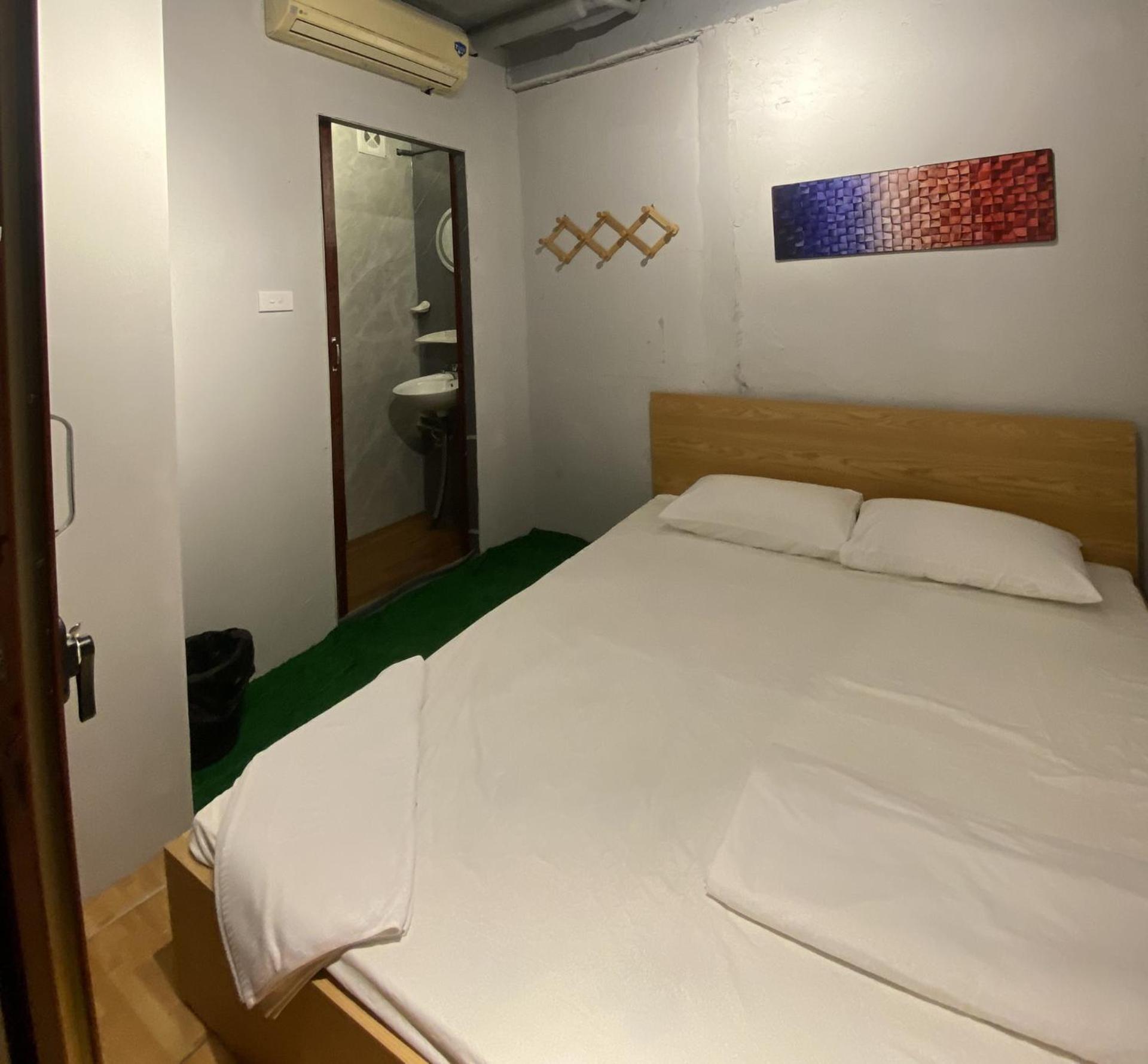 Ubuntu Hostel - Book Tour Here , Stay Here Free ฮานอย ภายนอก รูปภาพ